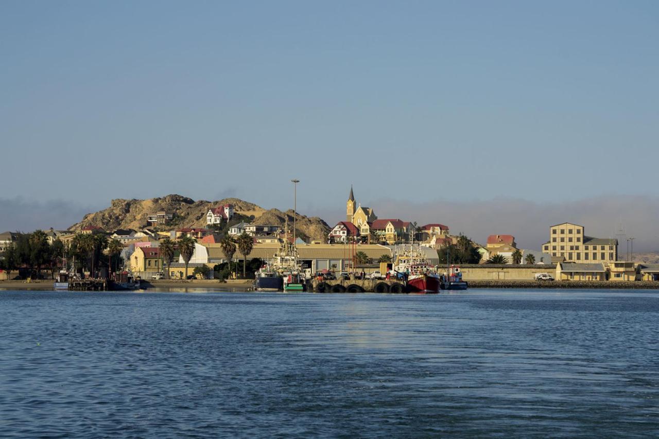 Alte Villa Boutique Hotel Lüderitz Exterior foto